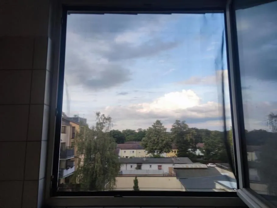 קלן Komfort Apartment Citytrain Messe Business Erholung Wifi Mit Magentatv Bis 4 Pers