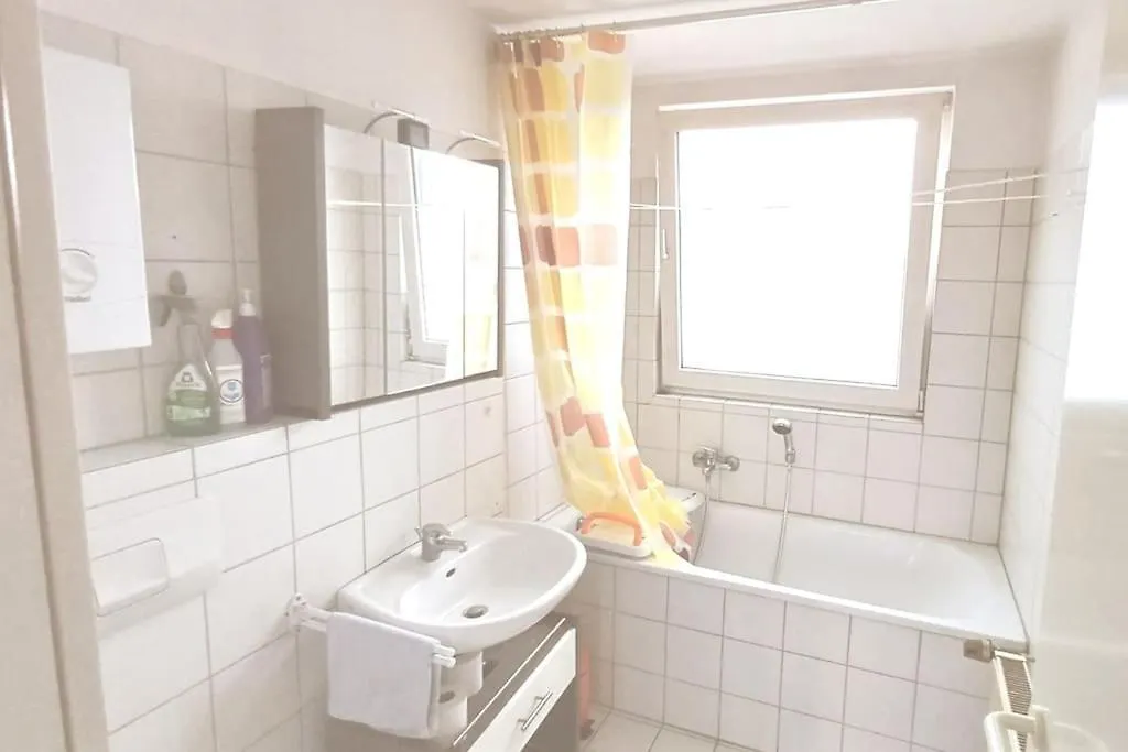 קלן Komfort Apartment Citytrain Messe Business Erholung Wifi Mit Magentatv Bis 4 Pers